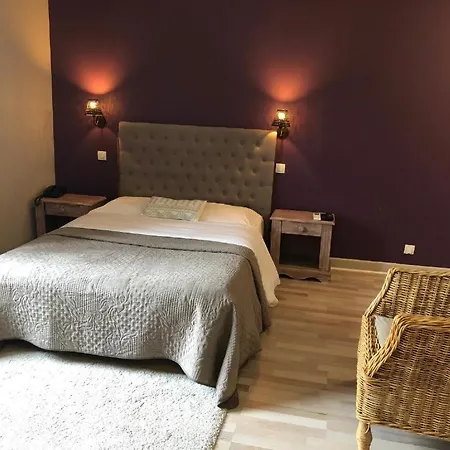 Le Chene Pendragon Hotel