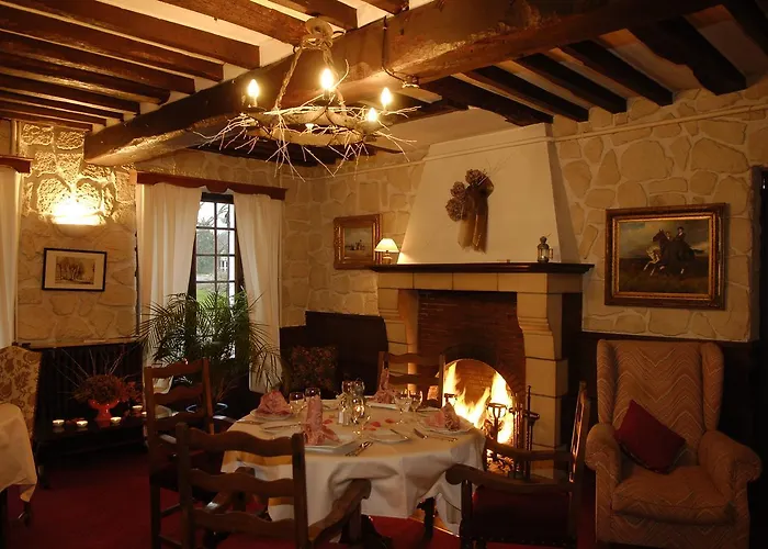 Le Chene Pendragon 3* Saint-Léger-en-Yvelines