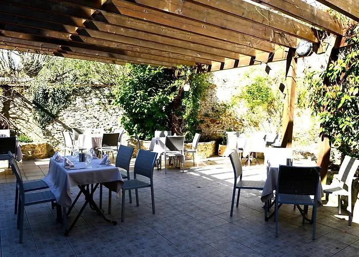 Le Chene Pendragon Hotel