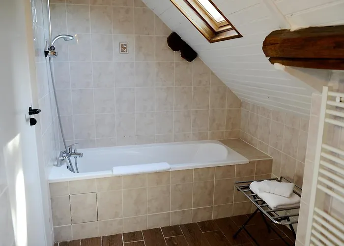 Le Chene Pendragon Hotel Saint-Léger-en-Yvelines