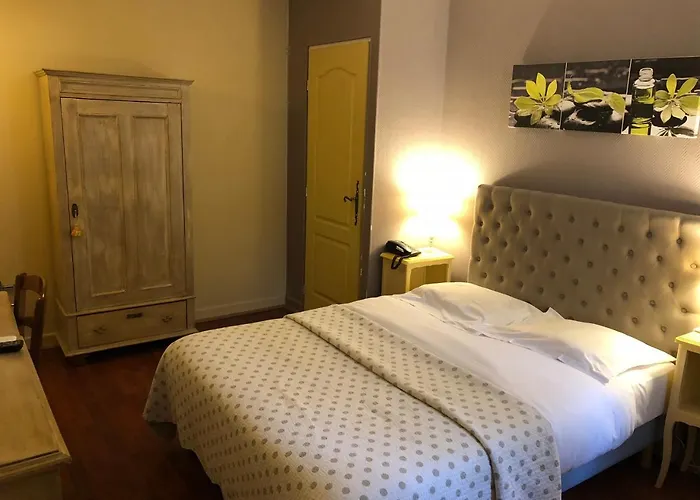 Hotel Le Chene Pendragon 3*