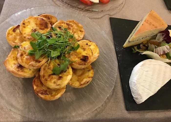 Hotel Le Chene Pendragon Saint-Léger-en-Yvelines