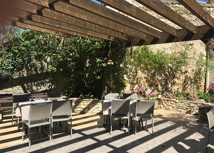 Le Chene Pendragon Hotel