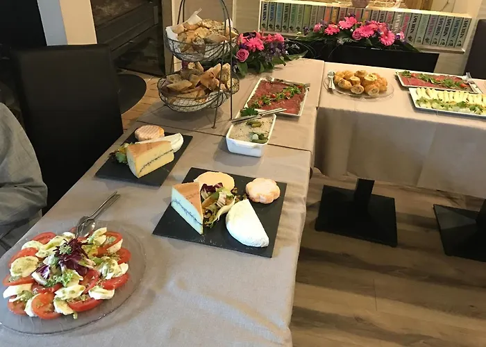 Le Chene Pendragon Hotel Saint-Léger-en-Yvelines